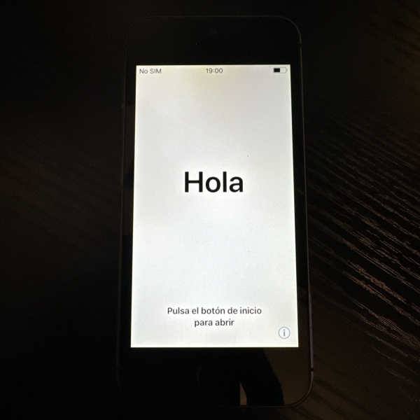 Apple iPhone 5s 16GB Space Grau (Vodafone) *Defekt*