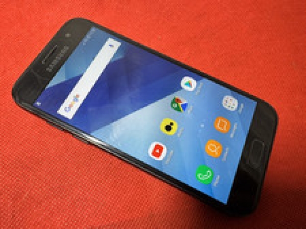 Samsung Galaxy A3 2017 SM-A320FL entsperrt Smartphone