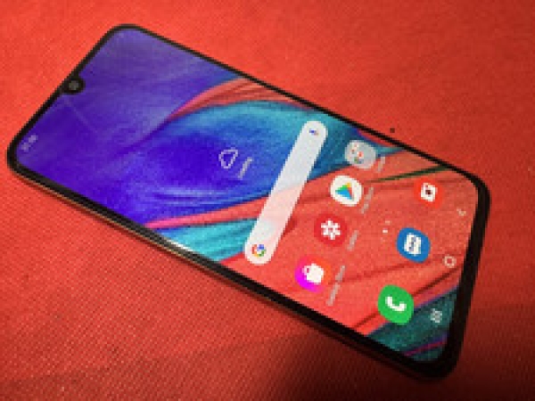 Samsung Galaxy A40 (SM-A405FN) 64GB entsperrt Smartphone