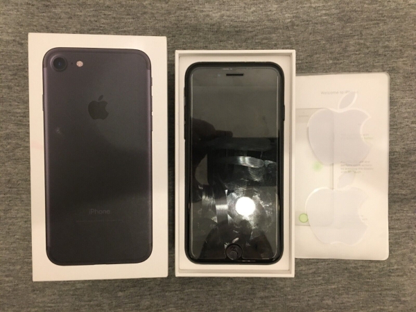 APPLE IPHONE 7 128GB UNLOCKED BOXED GRADE A 95% AKKU MATT SCHWARZ A1778 SELTEN