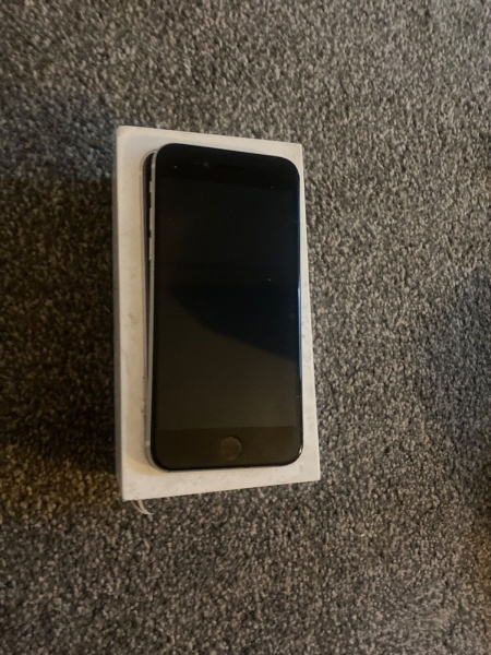 Apple MLM72DN/A iPhone SE 64GB entsperrt Smartphone – silber