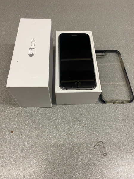 Apple iPhone 6 – 16GB – Space Grau (Vodafone) A1586 (CDMA + GSM) gesprungenes Display