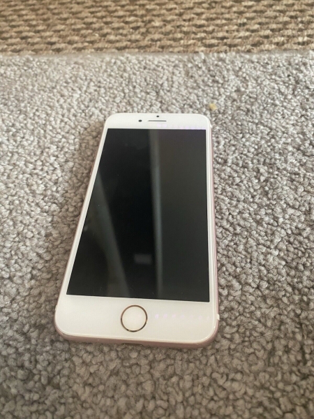 Apple iPhone 7 – 32GB – Schwarz (Entsperrt) A1778 (GSM)