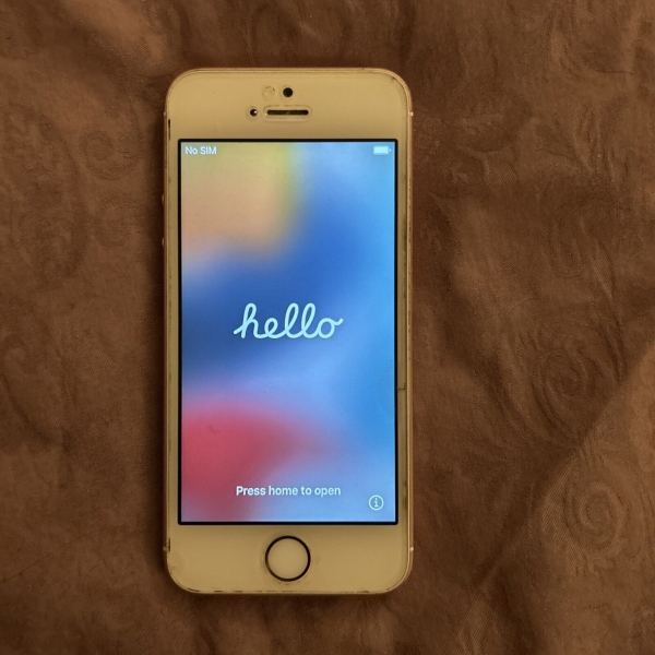 Apple iPhone SE (A1723) 32GB Smartphone – Roségold, für Teile entsperrt