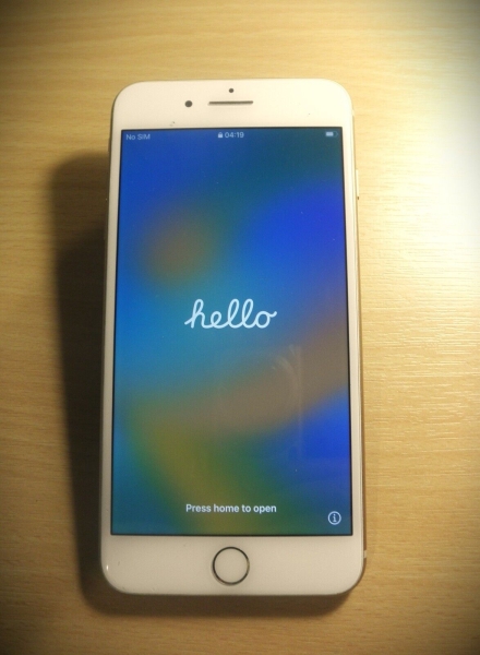 Apple iPhone 8 Plus – 64GB – Gold A1897 (GSM)