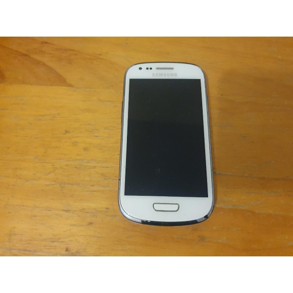 Samsung Galaxy S III mini GT-I8190N Smartphone weiß 4″ LCD (1GB+8GB) als Ersatzteilspender