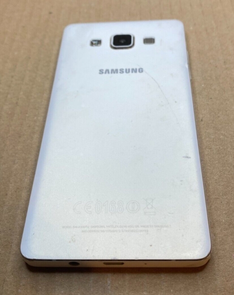 Samsung Galaxy A5 SM-A500FU *NUR FÜR ERSATZTEILE*