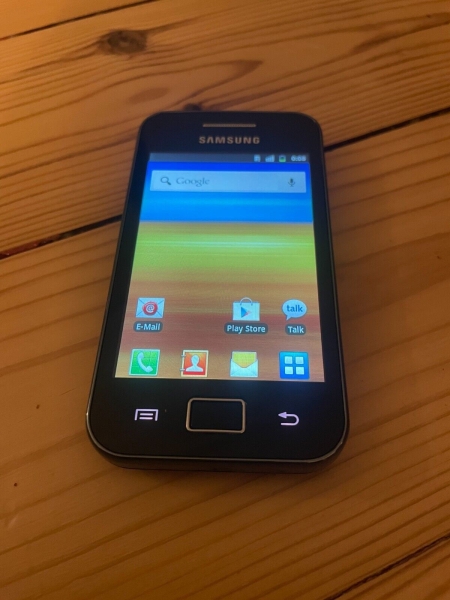 Samsung  Galaxy Ace Hugo Boss GT-S5830 – Onyx Black (Ohne Simlock) Smartphone