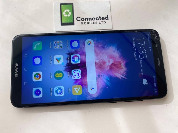 Huawei P Smart 2017 32GB – schwarz – (entsperrt) Smartphone FIG-LX1 einige Schäden