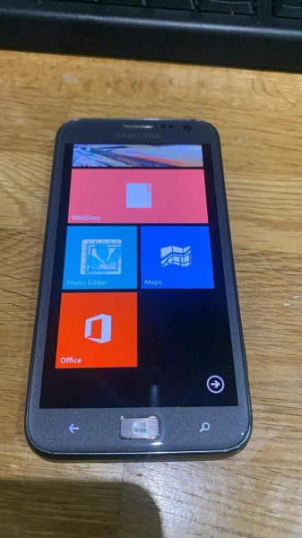 Samsung ATIV S Ativ S – 16GB – Aluminium Silver (Entsperrt) Windows Grade-A #227