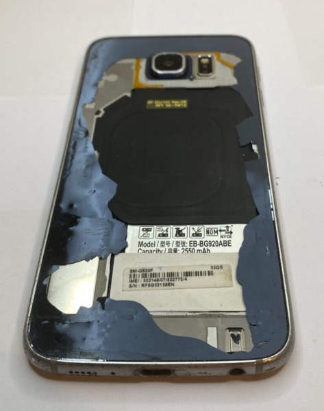 Samsung Galaxy S6 SM-G920F *NUR FÜR ERSATZTEILE*
