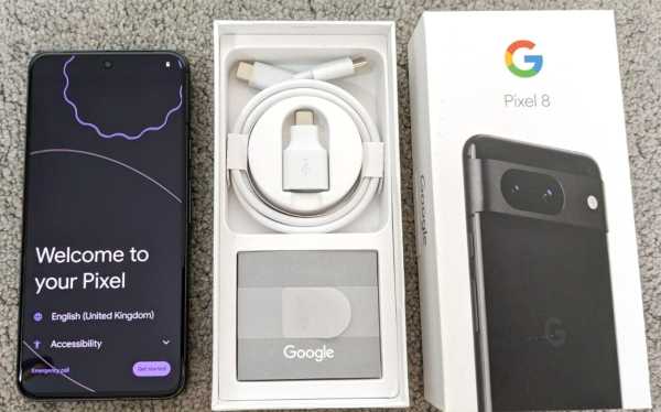 GOOGLE PIXEL 8 HANDY 256GB OBSIDIAN BLACK ENTSPERRT 5G SMARTPHONE VERPACKT