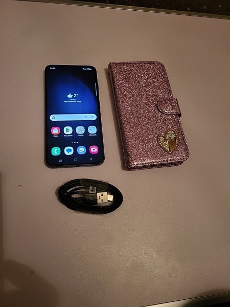 Samsung Galaxy S23 SM-S911B/DS 256GB schwarz Dual Sim entsperrt Android Smartphone