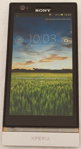 Sony Xperia P Silber 4 Zoll 16 GB Android Smartphone LT22i ohne Simlock – OVP