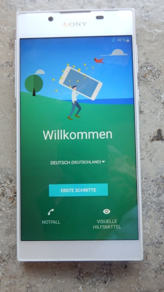 Smartphone „Sony Xperia L1“, Mod.G3311, weiß, OVP und Zubehörpaket