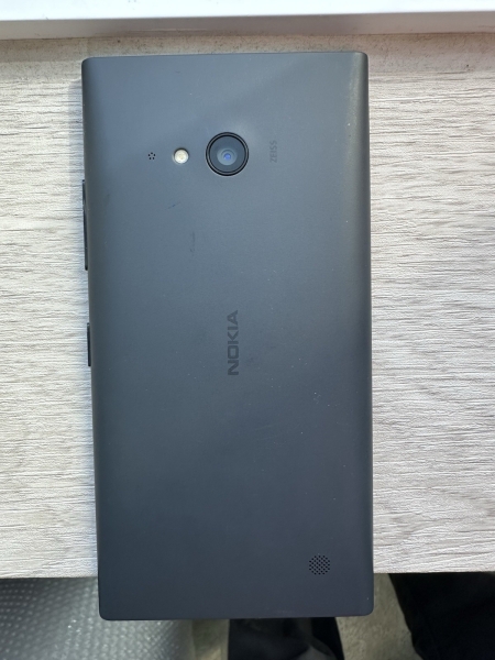 Nokia Lumia 735 8GB 1GB RAM O2 Smartphone – Dunkelgrau