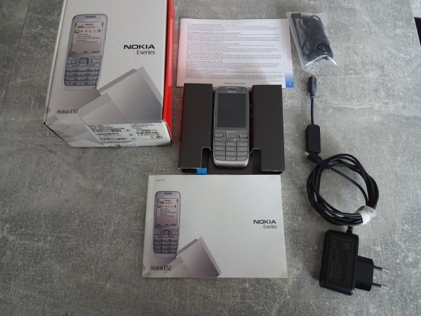 Nokia E52 – Metallgrau-Aluminium Smartphone Ohne Simlock)