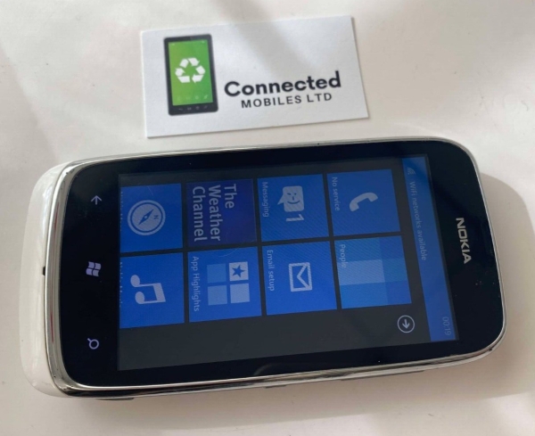 Nokia Lumia 610 Smartphone (entsperrt) Windows 7.5 – weiß 8GB