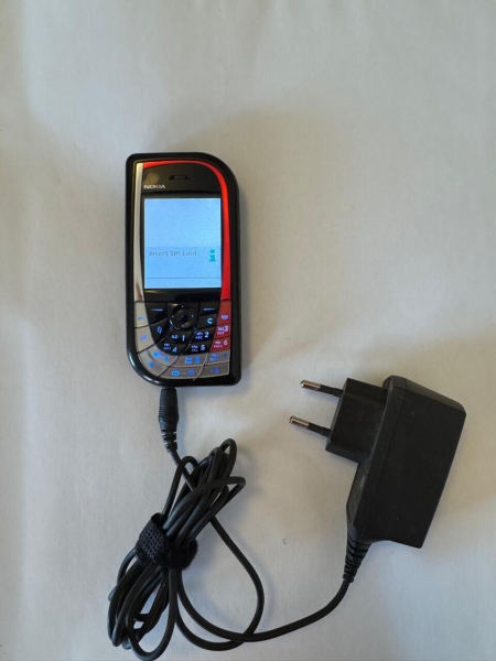 Nokia  Supernova 7610 – Schwarz und Rot (Ohne Simlock) Smartphone