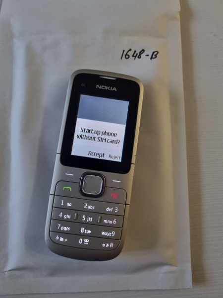 Nokia C1-01 Handy (entsperrt) – Warm Silver