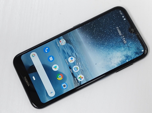 Nokia 4.2 ENTSPERRT Smartphone 2019 (TA-1150) 32GB schwarz – Klasse C Display geplatzt