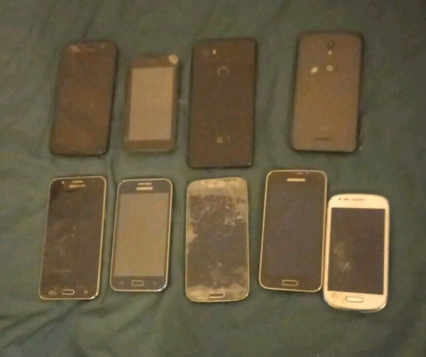 9x Samsung Nokia Handys Ersatzteile oder Reparaturen ungetestet Konvolut Smartphone Posten