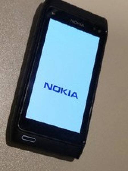 Retro Touch Smartphone Nokia N8 – Grau Handy