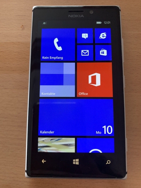 Nokia  Lumia 925 – 16GB – Weiß (Ohne Simlock) Smartphone samt Zubehörpaket OVP