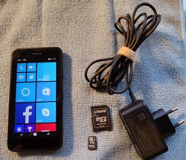 Nokia Lumia 630 – Smartphone – 8GB – Farbe – Schwarz – Aus Nachlass -Vom Sammler