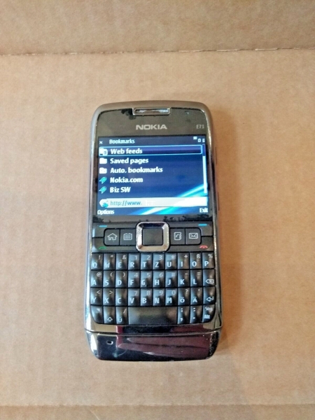 Nokia E71-1 RM-346 silber entsperrt Handy