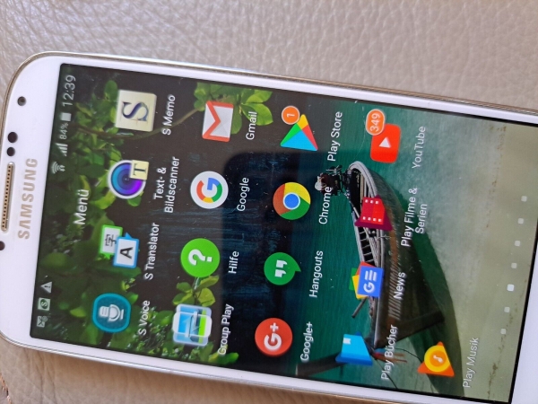 Samsung  Galaxy S4 GT-I9507 – 16GB – White Frost (Ohne Simlock) Smartphone