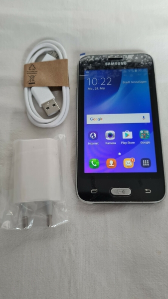 Samsung Galaxy J1 – 8GB – Schwarz (Ohne Simlock) Smartphone