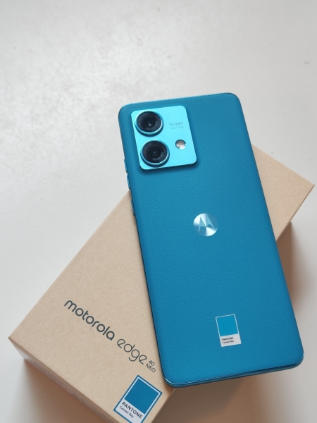 Motorola Edge 40 Neo Smartphone 256GB BLAU 12 GB RAM Verpackung geöffnet / NEU