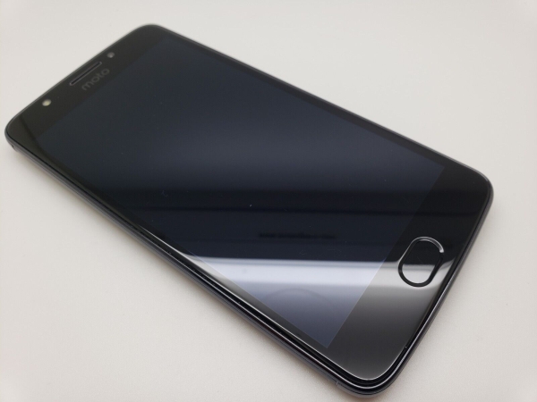 NrMint kaum benutzt komplett entsperrt Motorola Moto E4 Plus grau 16GB Smartphone