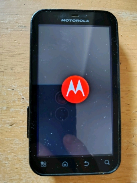 Motorola Defy+ Smartphone Outdoorhandy