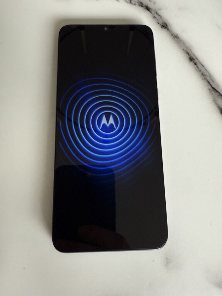 Motorola Moto E13 64GB Smartphone 4G 6,5“ entsperrt DUO Sim AI Kamera