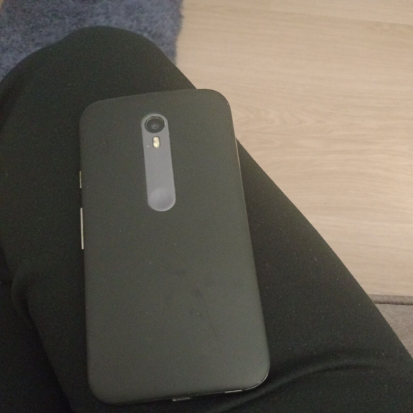 Motorola Moto G (3. Gen) schwarz entsperrt Android Smartphone gesprungen