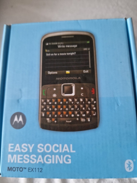 Motorola Starling EX112 Titanium Smartphone (5,8 cm, (2,3 Zoll) Display, 3 Mega