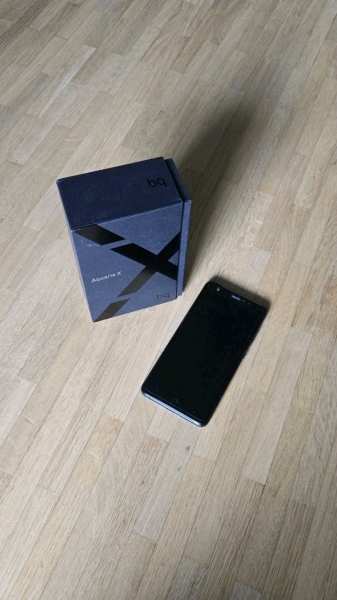 Smartphone bq Aquaris X – 32GB – schwarz, ohne Simlock, gebraucht