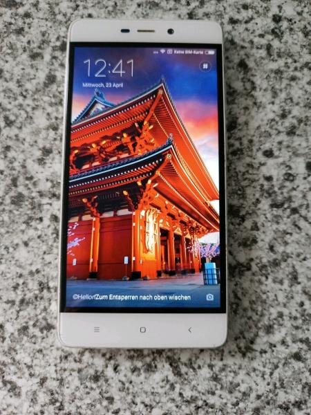 Smartphone Xiaomi Redmi 4, Dual SIM, 32 GB, 13 MP Kamera, Schwarz, gebraucht