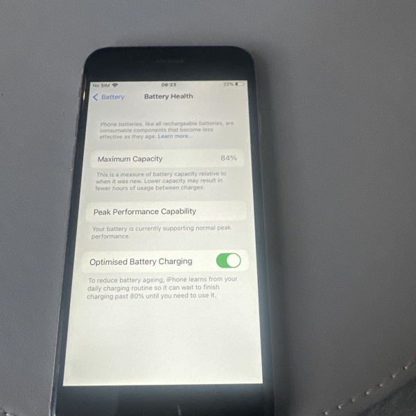 Apple iPhone 6s – 32GB – Space Grau (Entsperrt)