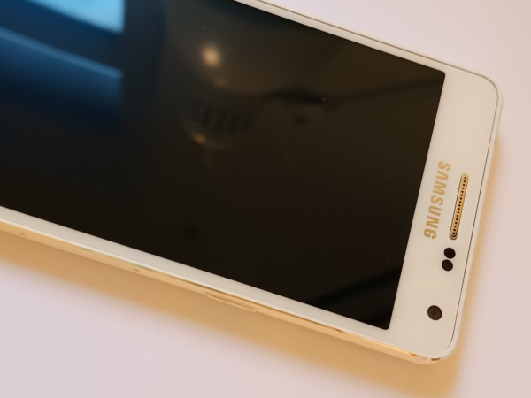 Samsung Galaxy A5 SM-A500FU 16GB EXPANDABLE Weiß Smartphone Handy