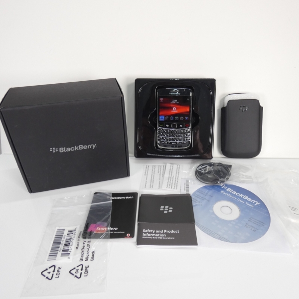 Smartphone BlackBerry Bold 9780 8GB entsperrt neue Tastatur Bluetooth WiFi MP3