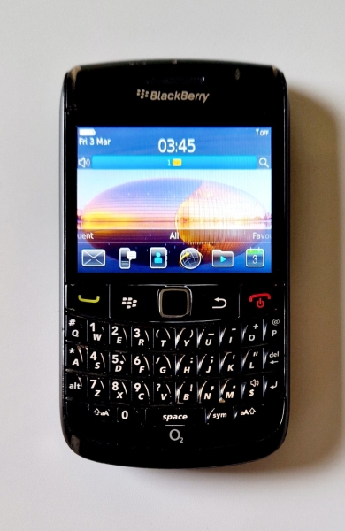 BlackBerry Bold 9780 schwarz Retro Handy Smartphone Handy – gesperrt für O2