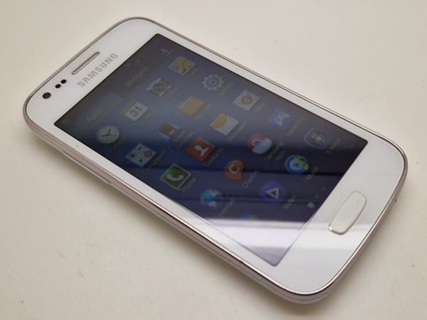 Sehr guter Zustand entsperrtes Samsung Galaxy Ace 3 GT-S7275R 8GB weiß Android 4.4 Smartphone 4G