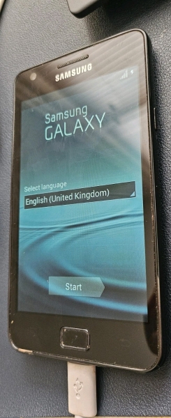 Samsung Galaxy S2 GT-I9100 16GB schwarz Smartphone