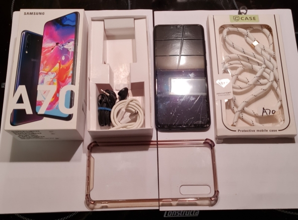 Samsung Galaxy A70 Black Dual Sim, Android Smartphone 128/6 GB Simlock frei