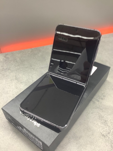 Samsung Galaxy Z Flip5 256 GB 5G Graphite Smartphone Gebraucht 6#1907403