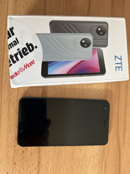 Smartphone ZTE Blade A35 lite Grey Neuwertig