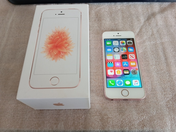 *Entsperrt* Apple iPhone SE 4G 32GB Roségold Smartphone Klasse C Akku 84%